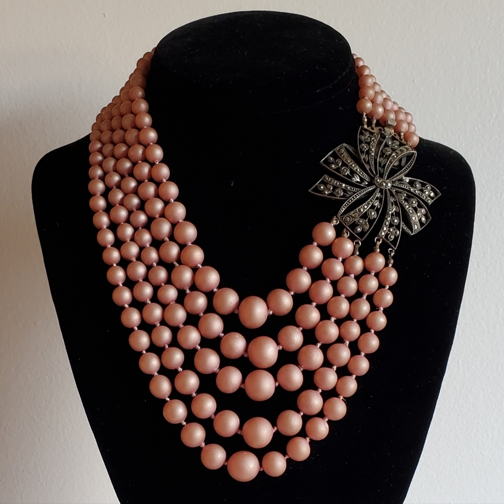 Stunning Retro Vintage Graduated Pink Beads Side Pendant Choker Necklace 15"